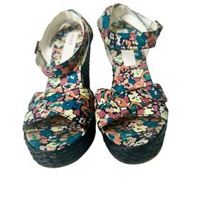 Marc Jacobs Floral Wicker Wedge Sandals - 38